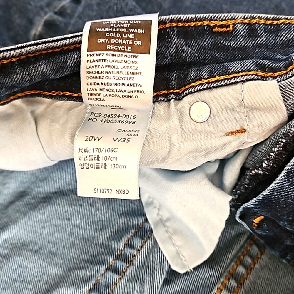 Denizen Levi's Denim cuffed Capris Size 20 x 24 - Picture 4 of 6